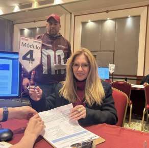 Se registra Ana Miriam Ferráez como candidata a Diputada Federal