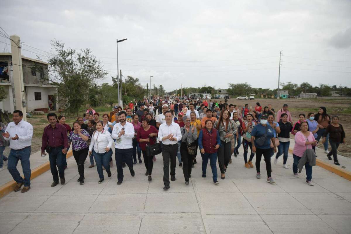 Calle Guatemala Pavimentada con Concreto Hidráulico fue Inaugurada por el Gobernador Cuitláhuac García Jiménez