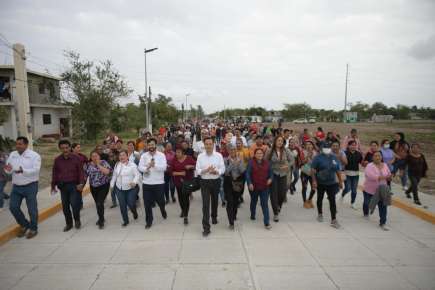Calle Guatemala Pavimentada con Concreto Hidráulico fue Inaugurada por el Gobernador Cuitláhuac García Jiménez