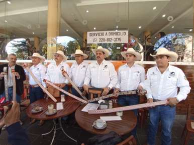 Más de 4 mil jinetes participarán en la 14ª Cabalgata Internacional de la Unidad de Vega de Alatorre: Román Bastida   