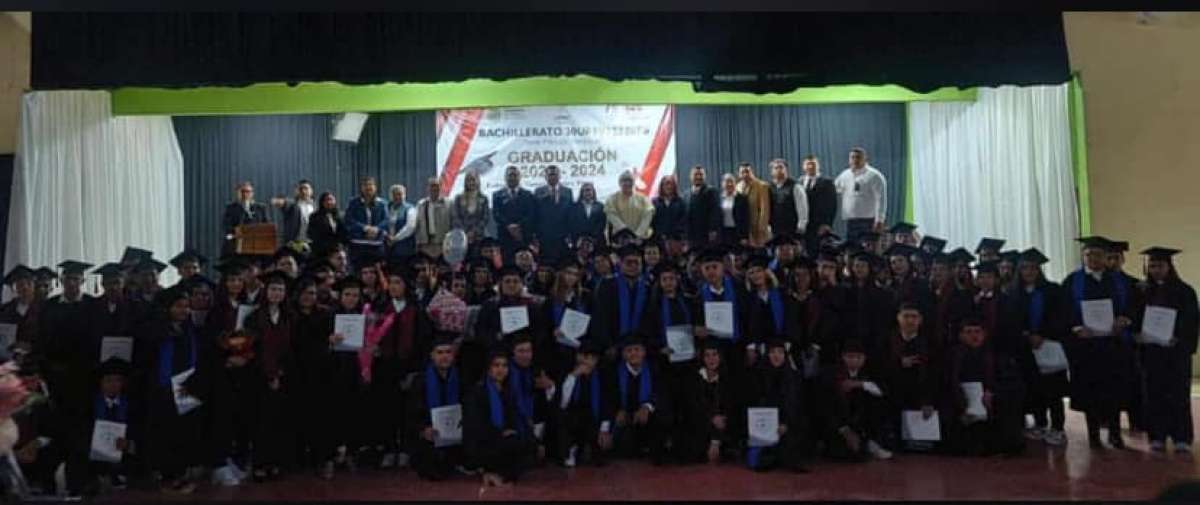 Se Graduaron Más de 100 Aprendientes del Bachillerato UPAV 203G Sede Pánuco   