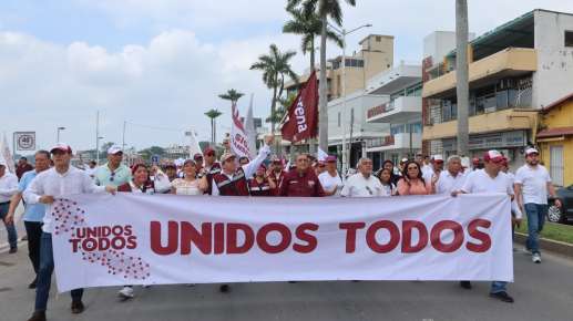 Con Gran Caminata inicia campaña Javier Velázquez