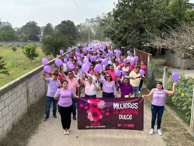 Con una Marcha Celebran Día Internacional de la Mujer en El Higo