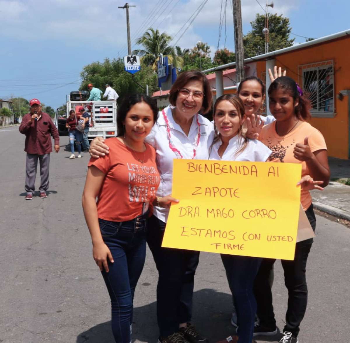 En la Mixtequilla, Mago Corro se pronuncia por respaldar el seguro a campesinos