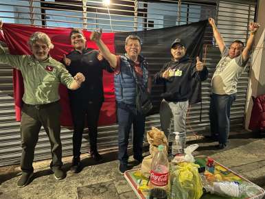 Concluye huelga del Nacional Monte de Piedad a un  mes de haberse colocado las banderas rojinegras   