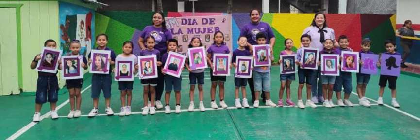 Celebraron el día Internacional de la Mujer en el Colegio Efrén Pazzi