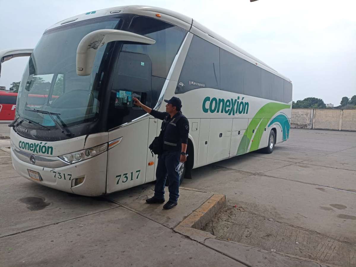 REALIZA EL CENTRO SICT VERACRUZ OPERATIVO EN TERMINALES DE AUTOBUSES