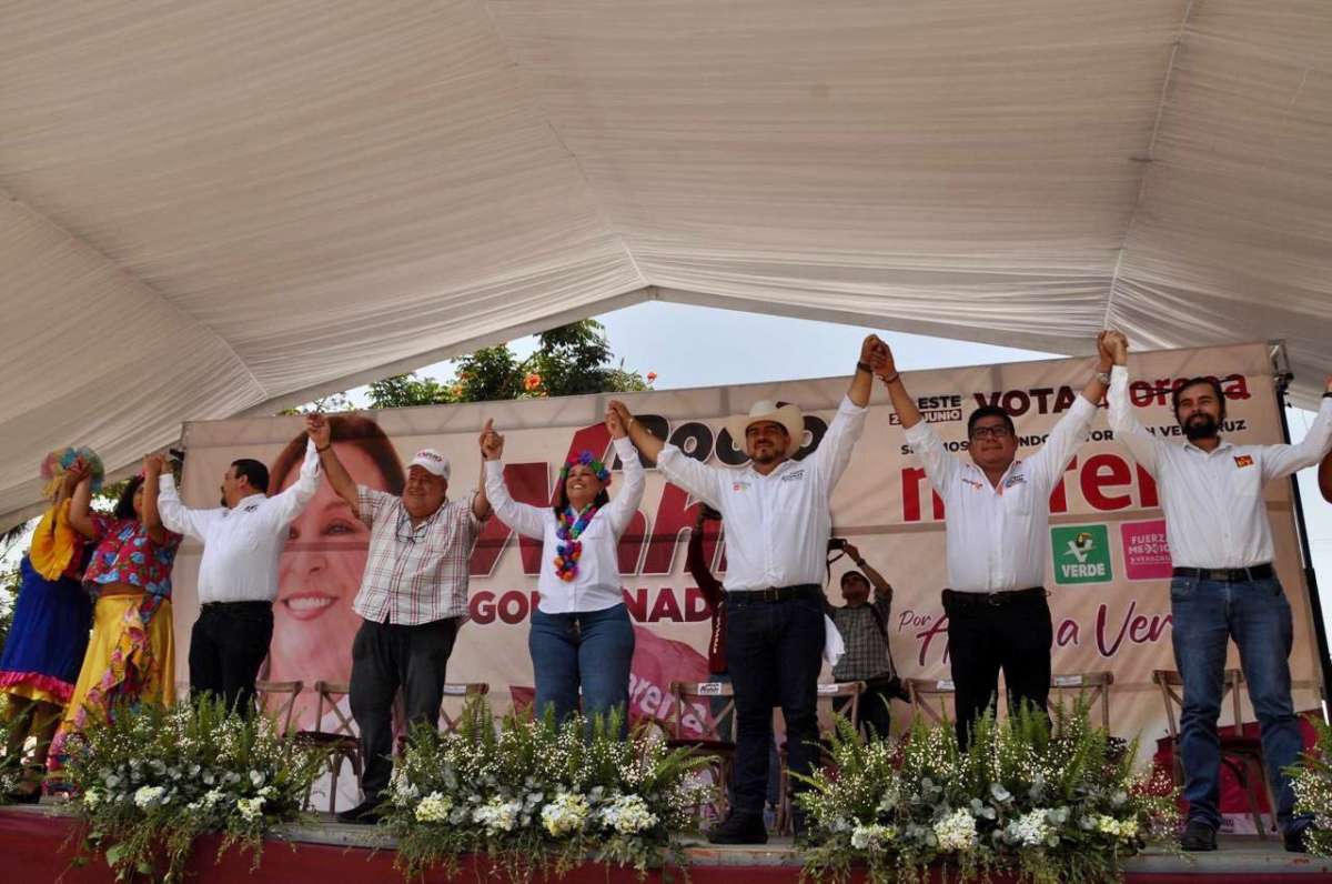 Rocío Nahle y Zenyazen Escobar: unidos por la Transformación y el empoderamiento en Yanga