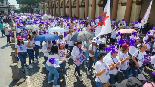 Miles de mujeres marchan en favor de Nahle; exigen al OPLE un alto a la violencia de género y discriminación promovida por el Clan Yunes