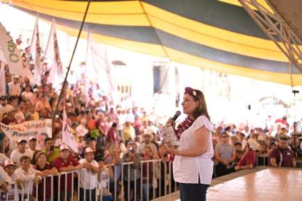 NAHLE COMPROMETE MÁS CAMINOS ARTESANALES PUESTOS EN MARCHA POR AMLO