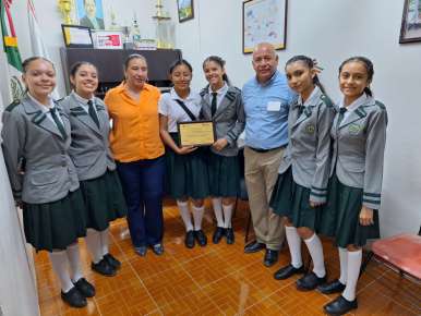 Ganó la Secundaria Federal Gral. Lázaro Cárdenas del Río Primer Lugar en Concurso de Escoltas