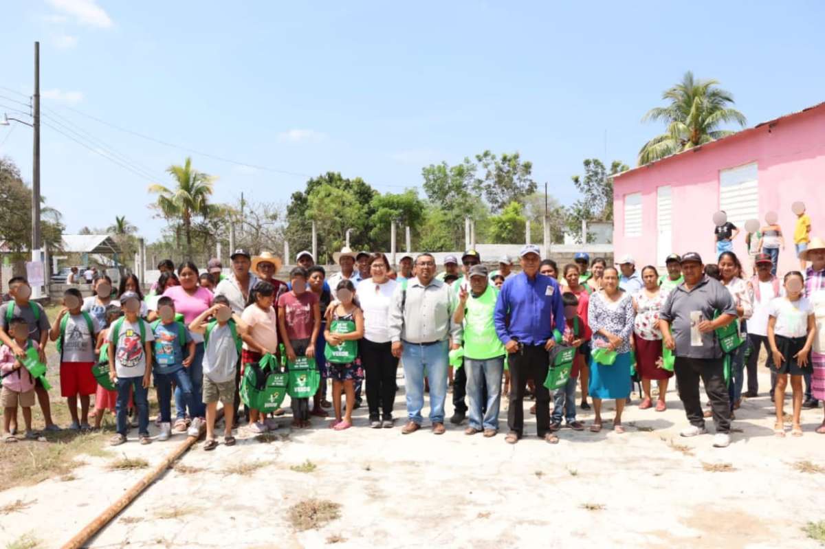 Importante proteger programas sociales para el desarrollo del campo: Mago Corro