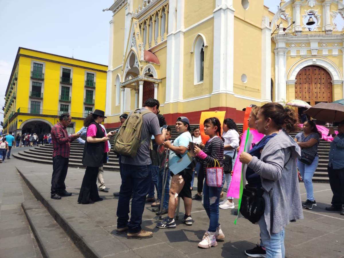 Denuncian militantes de Frevesol desatención de jueces y fiscales de Jalacingo al diferir audiencia de accidentado hace 6 años  