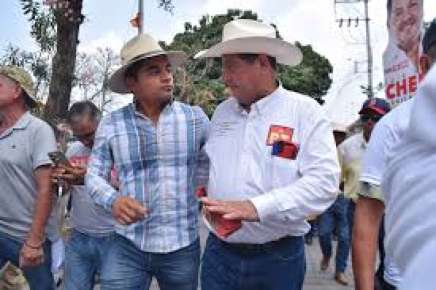 Por la falta de programas y apoyos oficiales para el campo, actualmente México es deficitario en producción de alimentos  