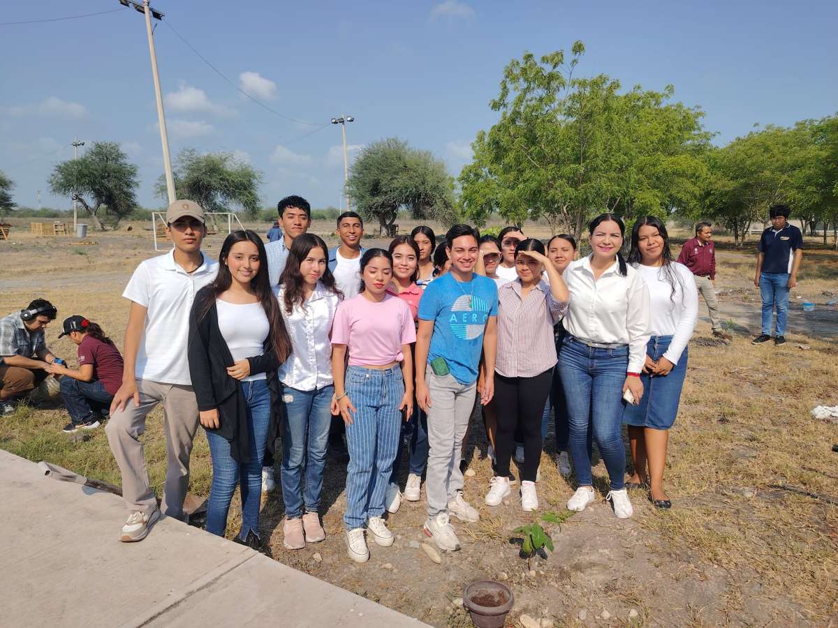 Realizan Programa de Reforestación en el TecNM Campus Pánuco