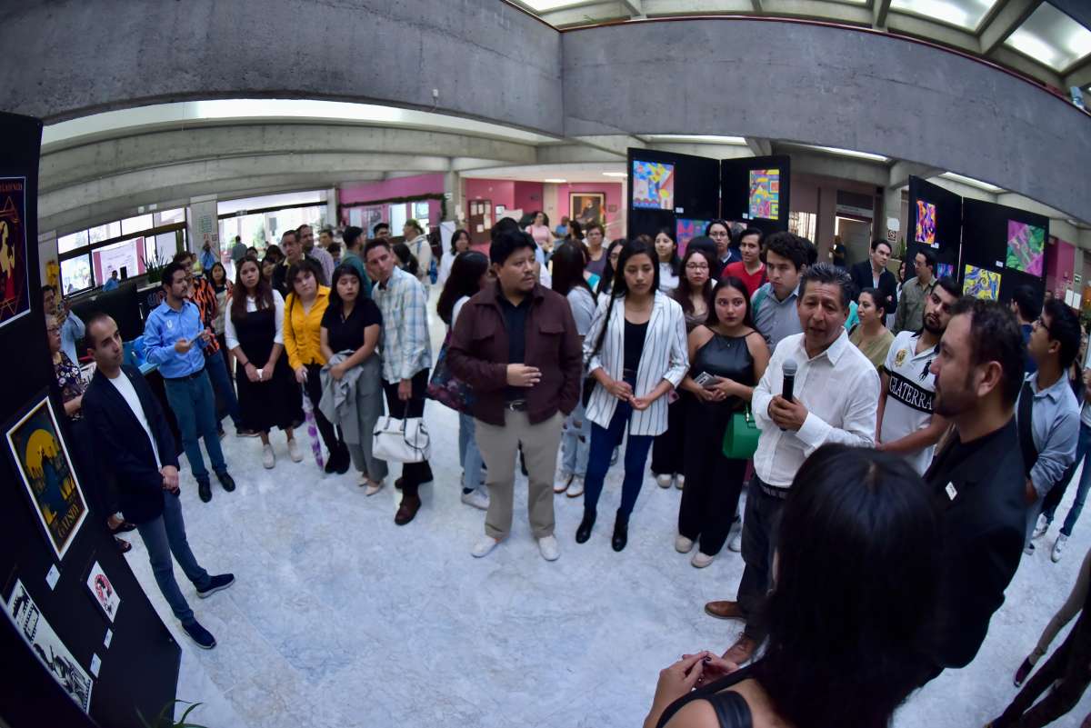 Presentan estudiantes en el Congreso la exposición Grafismos   