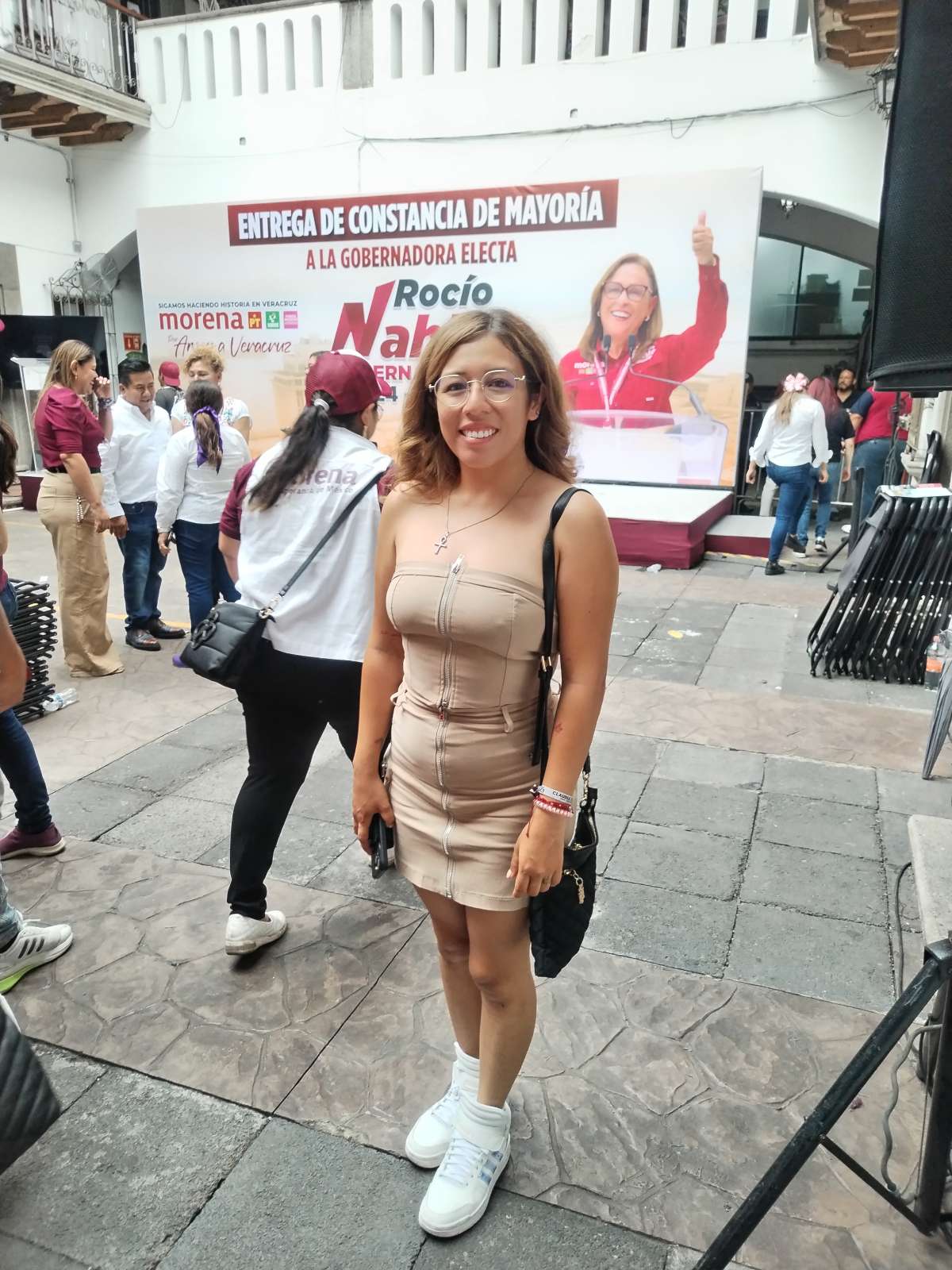 Naomi Santos joven comprometida con Veracruz