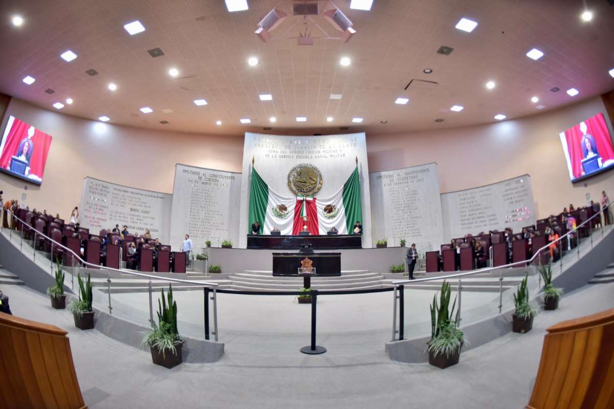 Recibe Congreso informe del Orfis relativo al servicio de agua en Medellín