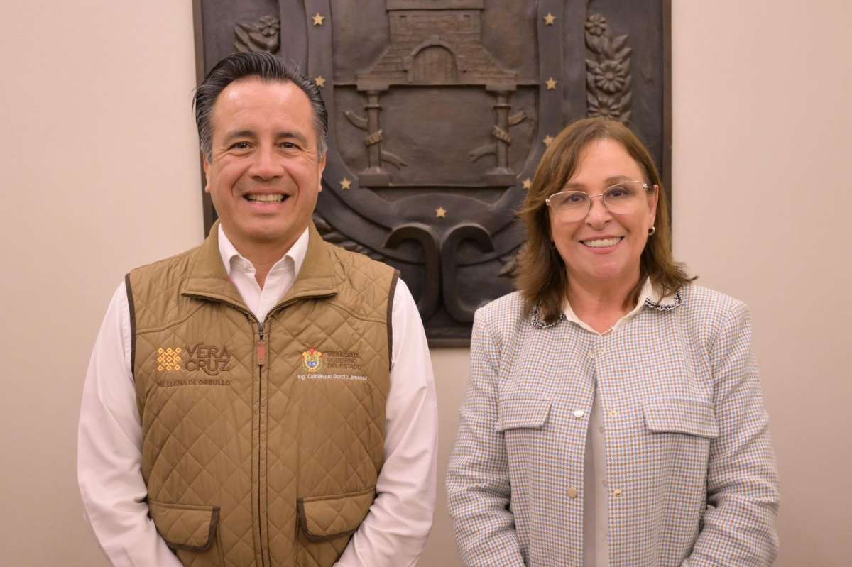 SE REÚNEN GABINETES DE TRANSICIÓN