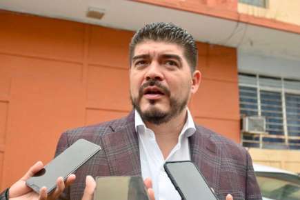 Zenyazen Escobar impulsará la Beca Universal para Niñas y Niños