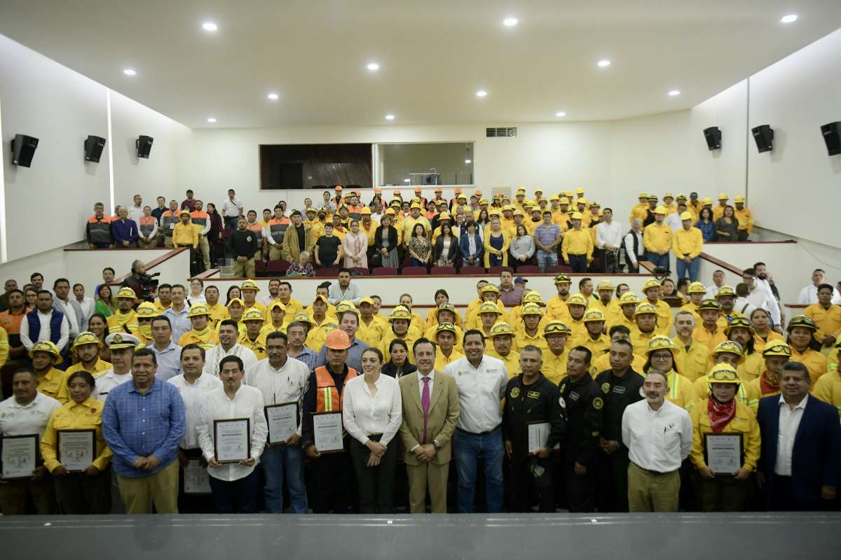 Con heroísmo, brigadistas protegieron bosques y comunidades de 217 incendios en Veracruz     