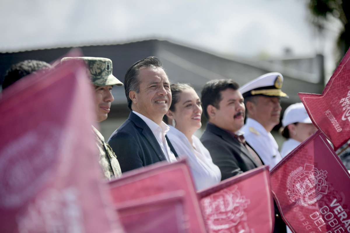 Gobernador Cuitláhuac pone en marcha Operativo Vacacional de Verano   
