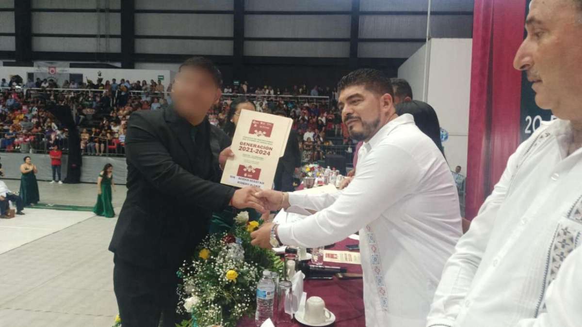 Zenyazen Escobar destacó esfuerzo de jóvenes estudiantes