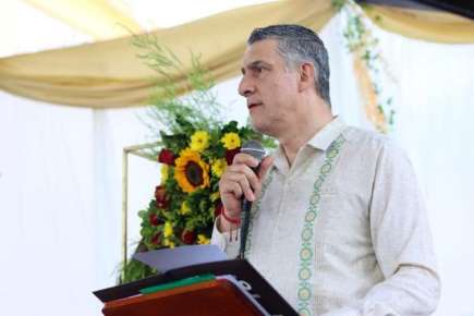 Advierte la SEV, no se debe condicionar las inscripciones con el pago de cuotas escolares  