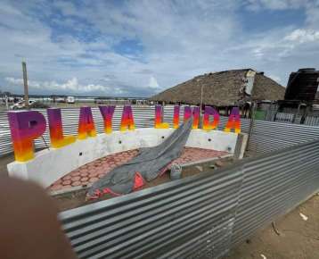 Acusan a la alcaldesa de Tamiahua de desviar recursos del Fortamun para colocar su nombre en la playa  