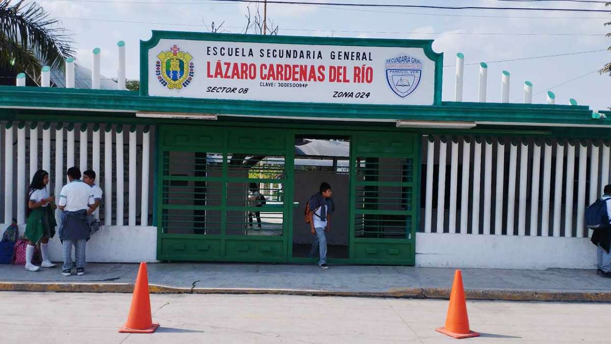 Del 14 al 16 de Agosto Inscripciones en la Escuela Secundaria Federal Gral. Lázaro Cárdenas del Río
