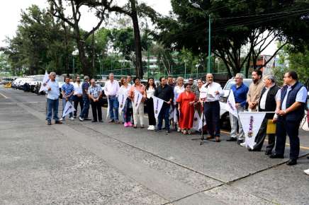 Entrega Ricardo Ahued vehículos para brindar mejores servicios