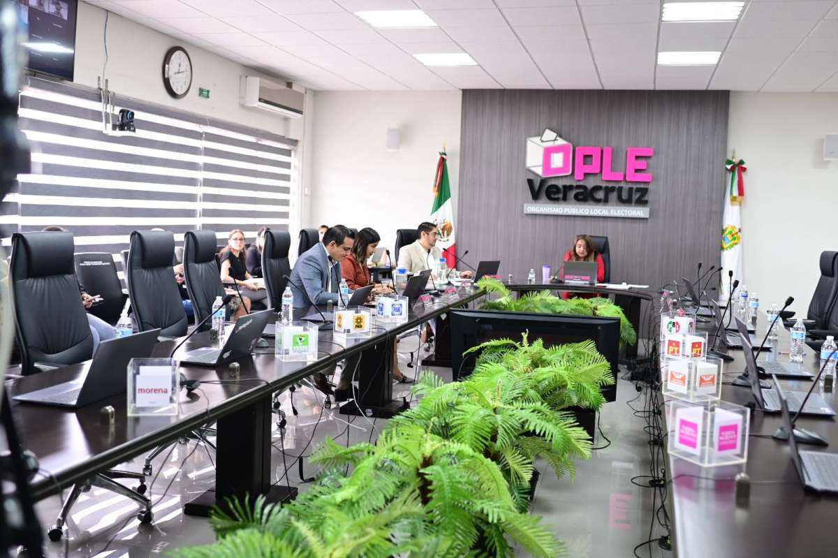 Consejo General del OPLE Veracruz aprueba la creación e integración de Comisiones Temporales para el Proceso Electoral 2024-2025