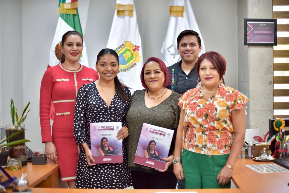 Recibe Presidenta del Congreso Informe de Diputada de Álamo