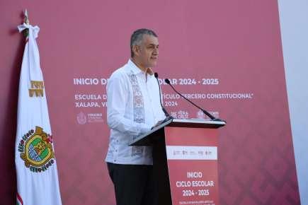 Más de 300 mil alumnos de Educación Media Superior y Superior de Veracruz inician ciclo escolar  
