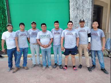 El Alcalde MVZ Oscar Guzmán de Paz y la Mtra. Maritza González Ortiz Reconocen el Trabajo de Acción Social y Eventos Especiales