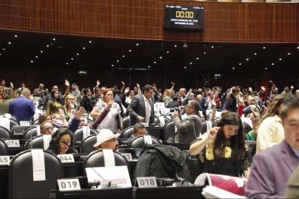Avala Cámara de Diputados calendario y formato para el análisis del Sexto Informe de Gobierno   