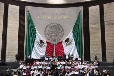 Zenyazen Escobar y diputados veracruzanos hacen justicia al reconocer los derechos de pueblos indígenas y afromexicanos