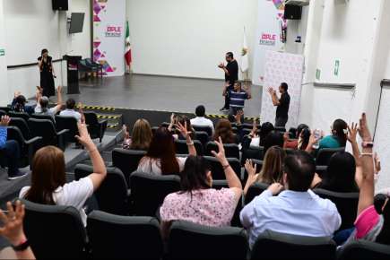 OPLE Veracruz consolida la Lengua de Señas Mexicana en su personal