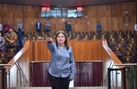 Asume Elvia Merlín el cargo de diputada por el Distrito de Cosoleacaque   