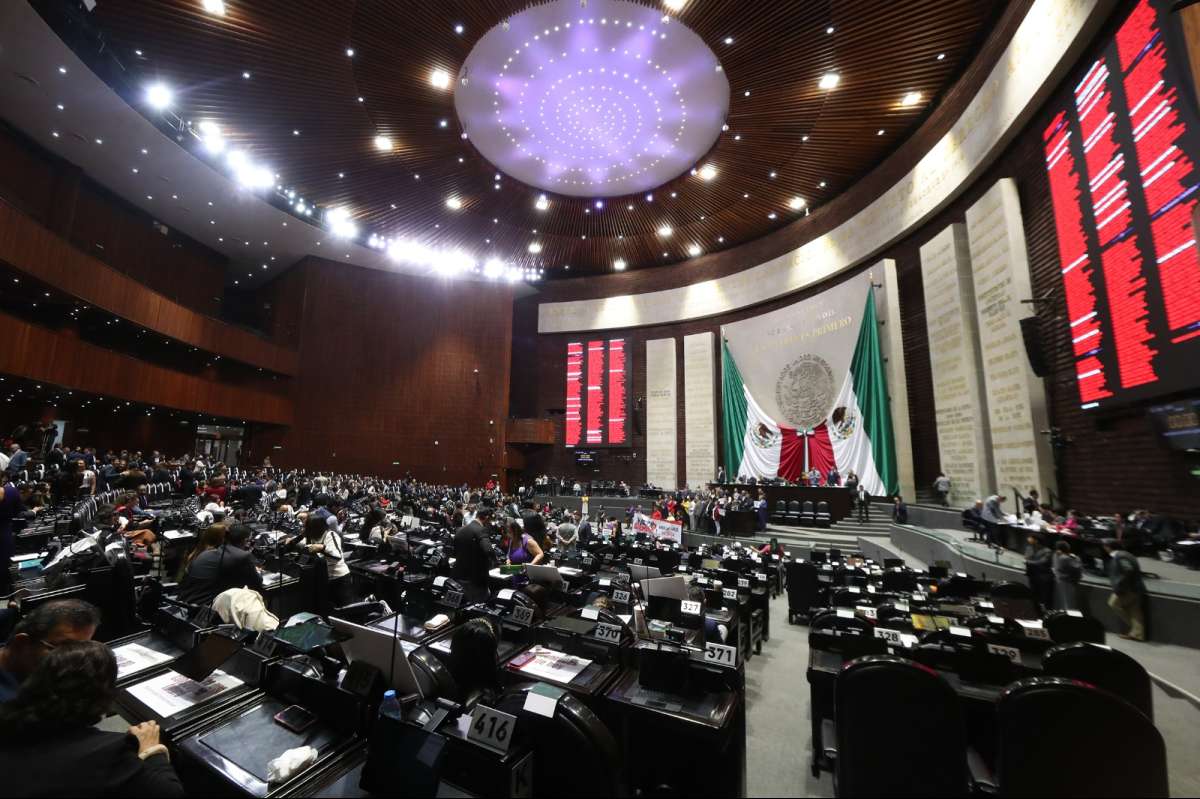 Diputadas y diputados expresan su respaldo a reforma que eleva a rango constitucional apoyo económico a jóvenes   