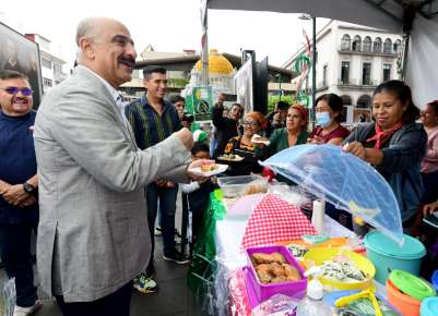 Inaugura Ricardo Ahued Festival del Chile Xalapeño