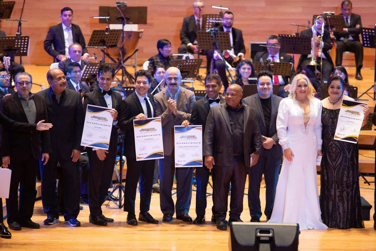 Premian a ganadores del Primer Concurso Veracruzano del Bolero