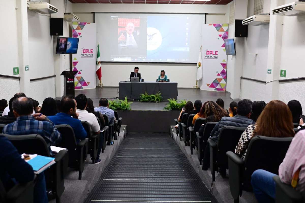 Casa de la Cultura Jurídica de la SCJN capacita a personal del OPLE Veracruz