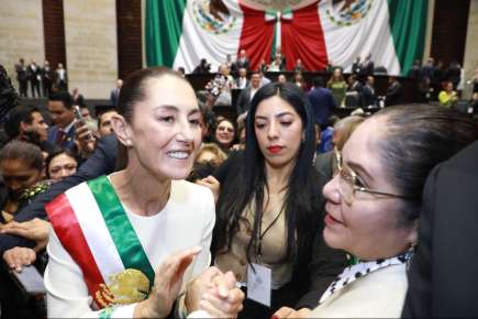 Distinción de Presidenta Claudia Sheinbaum para la Senadora Claudia Tello