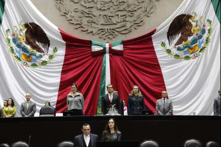 Cámara de Diputados guarda minuto de silencio en memoria de Alejandro Arcos, alcalde de Chilpancingo   