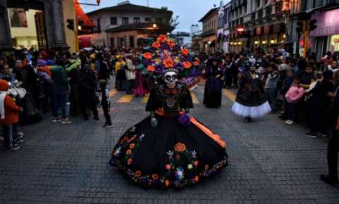 El próximo 19 de octubre se realizará la 8ª edición del Paseo de Catrinas Xalapa 2024