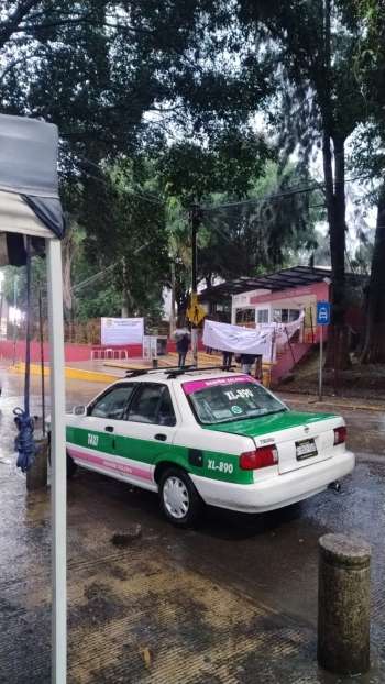 Agremiados del SDTEV toman oficinas centrales de la SEV, exigen destitución de directora del CESER de Tantoyuca