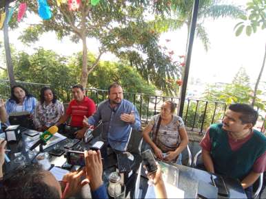 Crisis hídrica viven habitantes de comunidades y colonias de Coatepec  