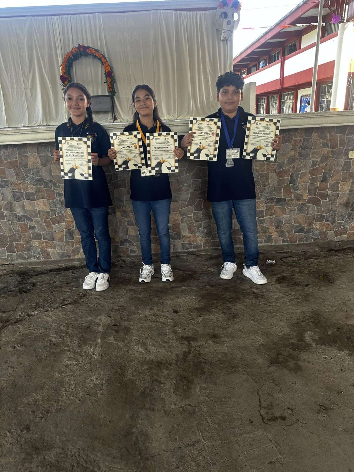 Destacan en Concurso de Ajedrez Alumnos del Colegio Efrén Pazzi Mezquida