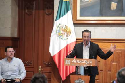 Inicia programa Bachetón en Veracruz; atenderá 2 mil 545 km de caminos federales
